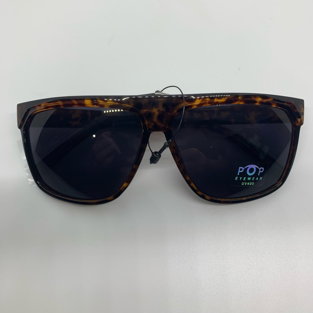 Pop eyewear